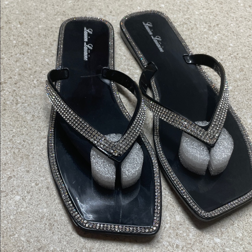 Lauren Lorraine Tampa Sandals Black with Rhinestone detail New - Size 7